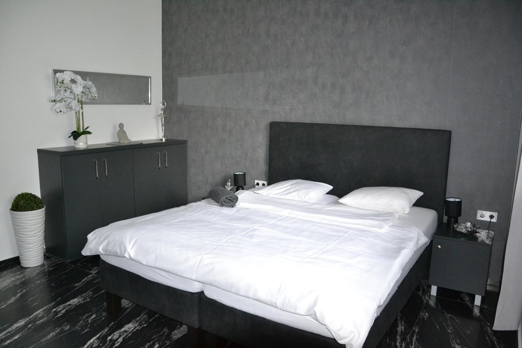 Apartmany U Polanskych Bulhary Buitenkant foto